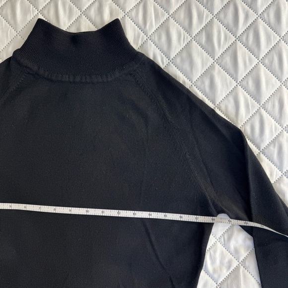 Classiques Entier Black Merino Wool Turtleneck Sweater – Women’s M - Picture 10 of 11